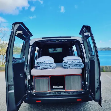 Electric London Black Minicamper Luxuszelt Bergen